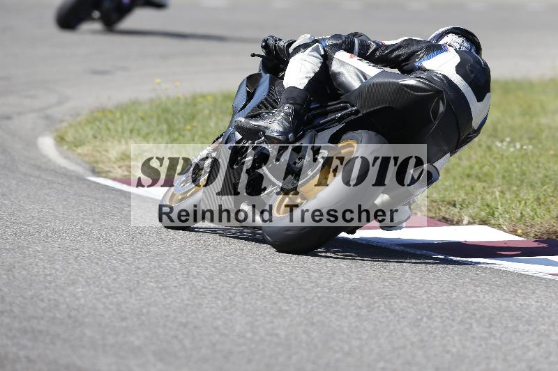 Archiv-2025/48 25.08.2025 Cornu Master School ADR/rot-rouge/42